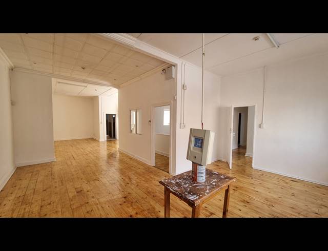 350M² BUILDING TO LET IN WOODSTOCK